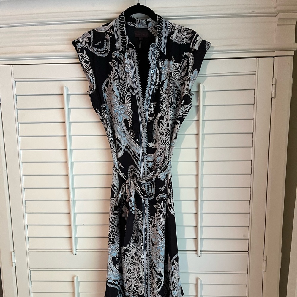 COPY - Beautiful Hale Bob dress. Unique print.